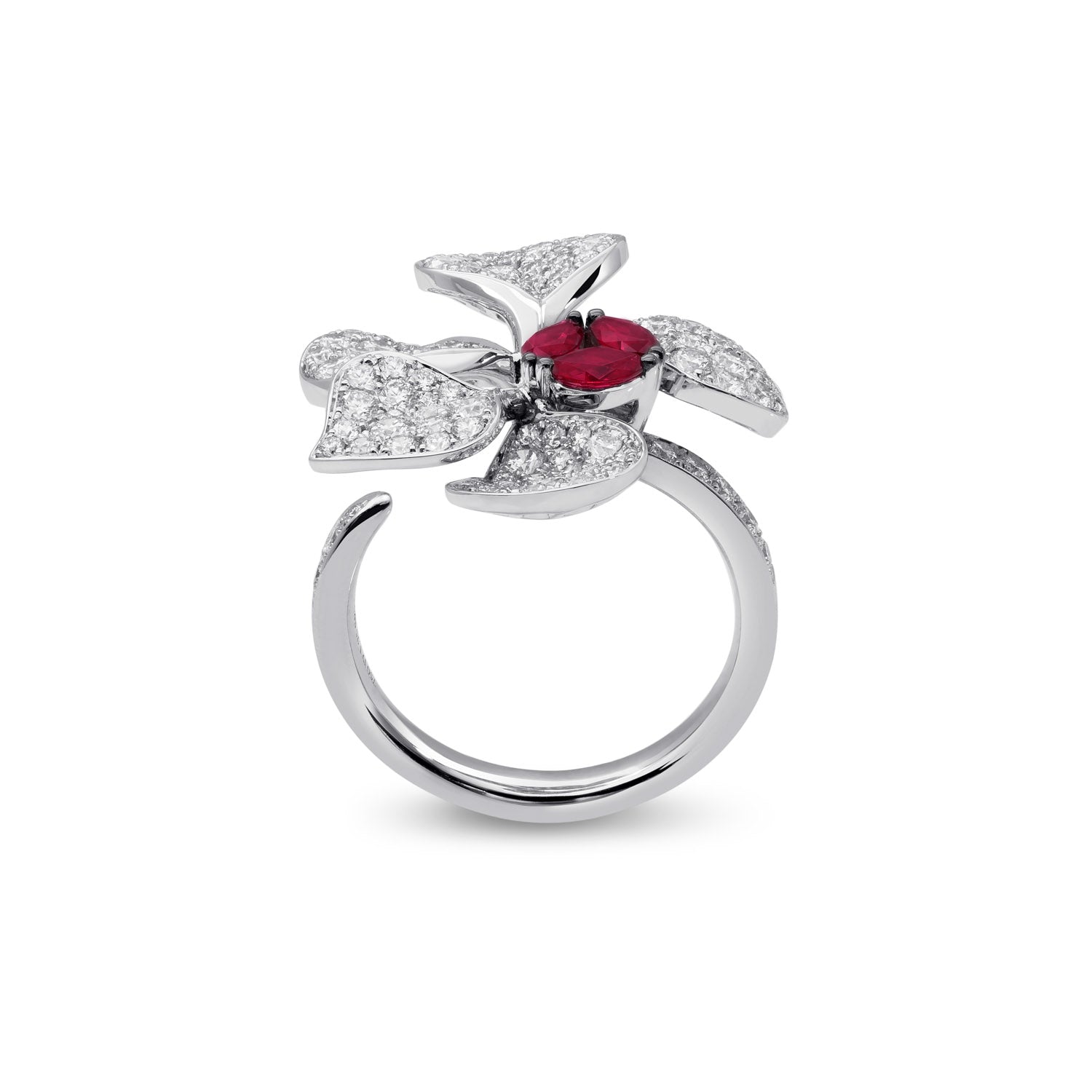 Ring mit Rubinen