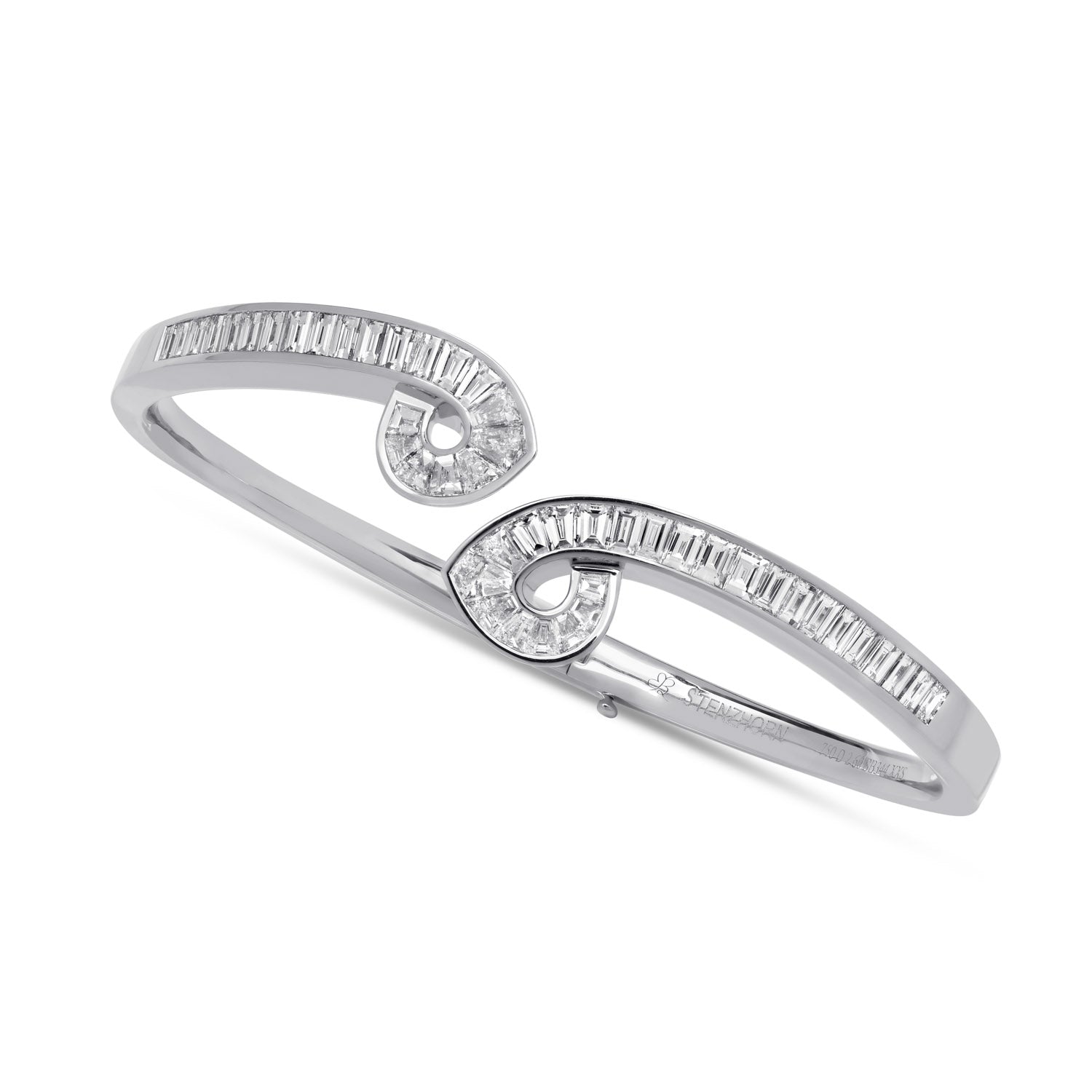 Armreif mit Baguette Diamanten