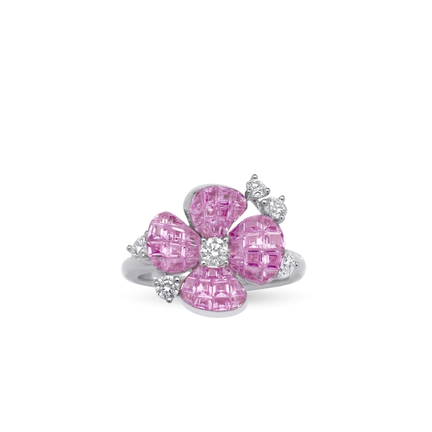 Ring with pink Sapphire