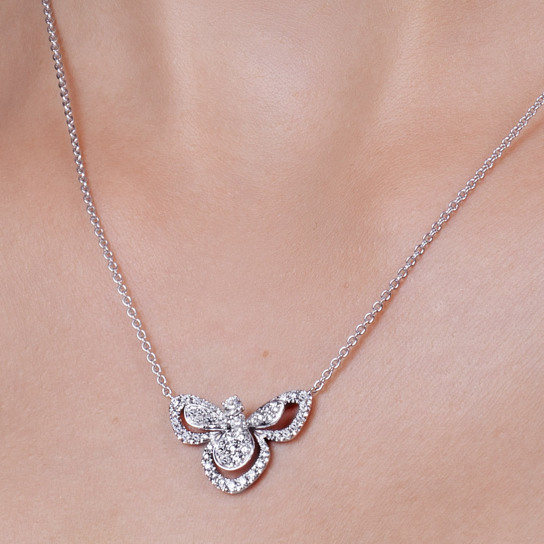 PICCOLE SONATE Bee Diamond Necklace