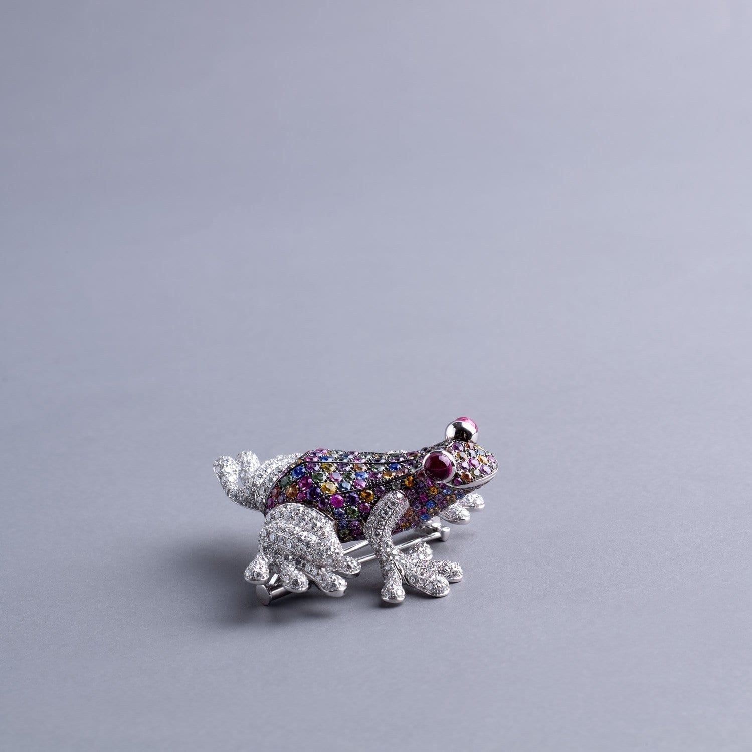 VINTAGE: Wild Life Frosch, Brosche mit gemischten Saphiren