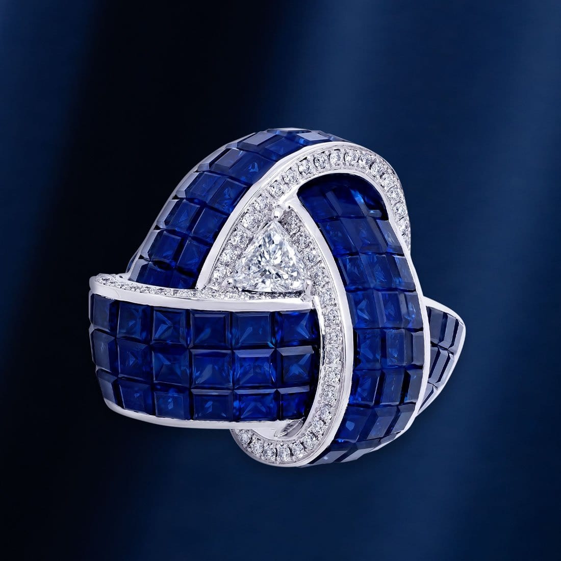 MOSAIC CLASSICAL Sapphire Knot Ring